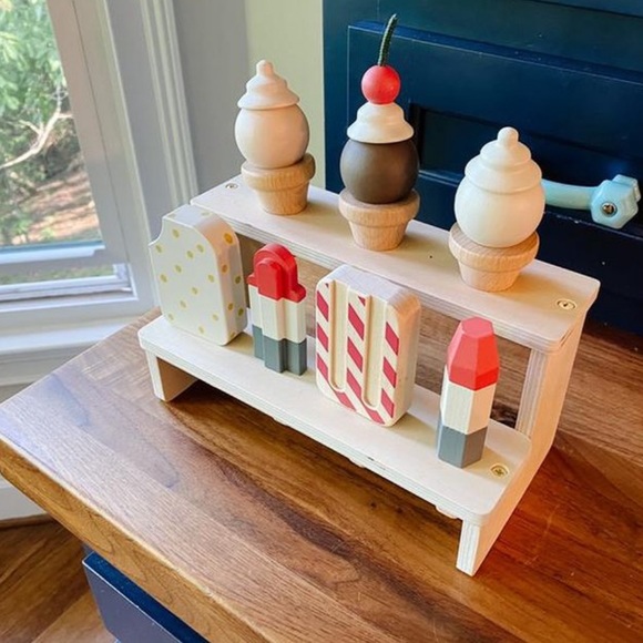 Heart and Hand Wood Sets - Picture 10 of 13